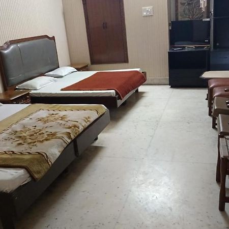 Tourist Guest House Amritsar Exterior photo
