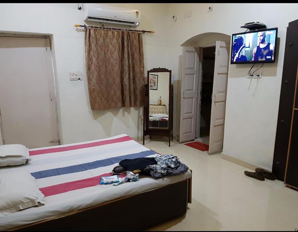 Tourist Guest House Amritsar Exterior photo