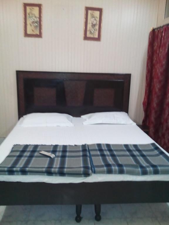 Tourist Guest House Amritsar Exterior photo