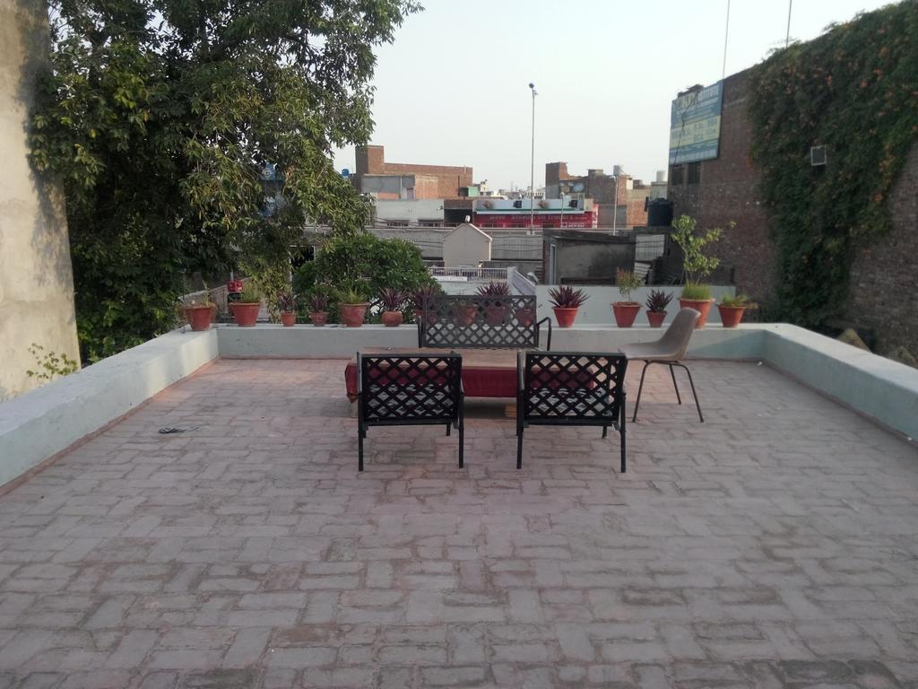 Tourist Guest House Amritsar Exterior photo
