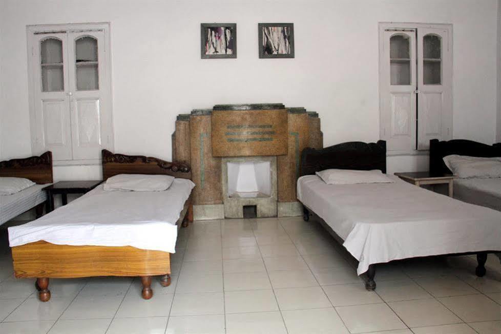 Tourist Guest House Amritsar Exterior photo