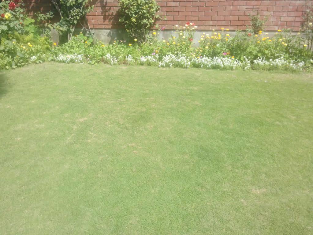 Tourist Guest House Amritsar Exterior photo
